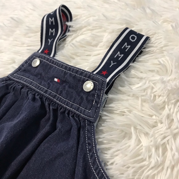 💕 Tommy Hilfiger Baby Girl Overall Denim Dress 💕 - Picture 3 of 6